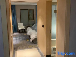 Xinyang Naya Chain Hotel
