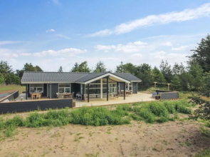 "Heriest" - 900m from the sea in NW Jutland