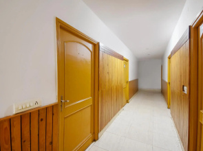 OYO 70046 Hotel Royal Punjab