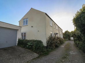 4 East Cliff