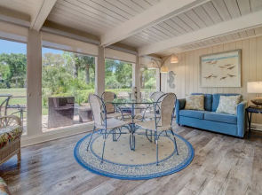 Woodbine Villas 51 by Vtrips
