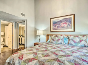 Cozy Gatlinburg Condo ~ 2 Mi to National Park!