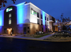 Fairfield Inn & Suites Coventry