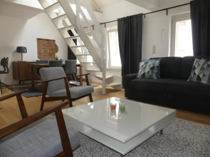 Ilot Sacre Apartments