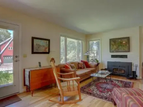 Living Color Cottage