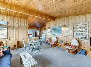 Bayfront Retreat w/ Private Beach in Birch Bay
