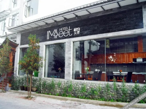 Dali Encounter Hotel