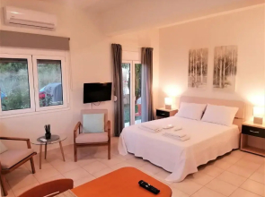 Emerald Apartment 2 Halepa