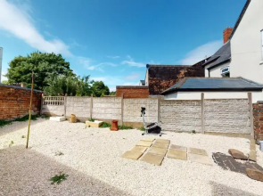 J kyns Apartment 2 Bedrooms house with two double beds