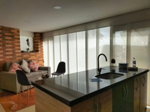 Hermoso apartamento con vista al lago
