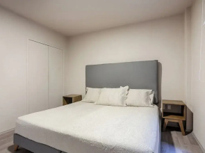 Relax & Recharge in Roma - Elevator - Sleeps 7