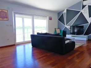 LM Apartment