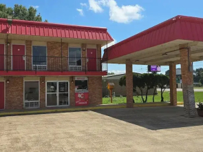 c towninn and suites