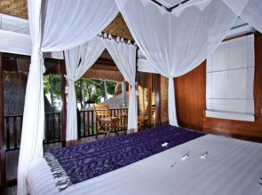 Lumbung Bali Huts