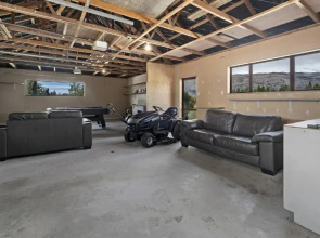 ORCH18 - Mountain Majesty on Orchard