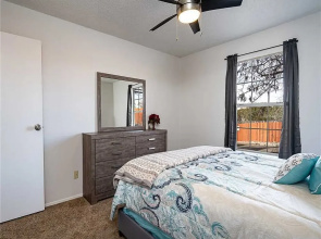 Zia Vista, 2 Bedrooms, Pool Access, Hot Tub, Fitness, Fireplace, Sleeps 4