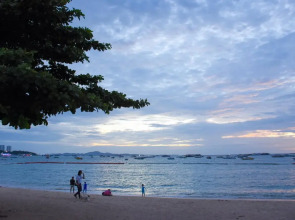 Basaya Beach Hotel & Resort