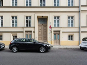 Top Luxury Space Spree Mitte Berlin