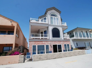 1818 W Ocean Front Coad 6 Bedroom Duplex