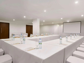 Отель Ramada by Wyndham Colombo