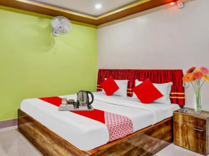 OYO 88242 Hotel Deux