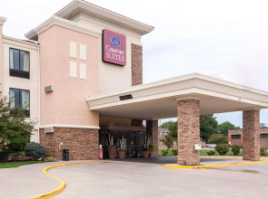 Comfort Suites East Lincoln - Mall Area
