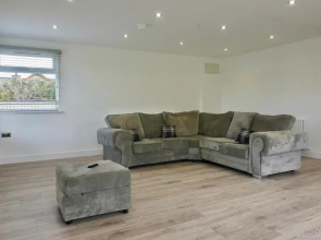 Castle View Chalet by Clonlum Cottages