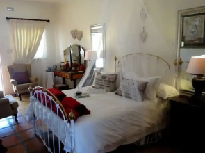 Thylitshia Villa