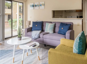 2 BR Apt in Windy Hill near beach by Frontdesk