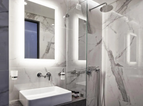 NLH MONASTIRAKI - Neighborhood Lifestyle Hotels