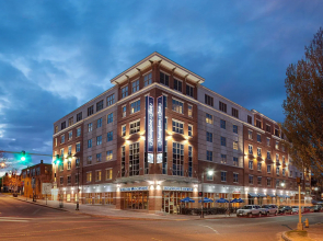 Hampton Inn Portland Downtown - Waterfront