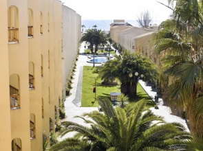 Jardines del Plaza, Peñíscola, Spain