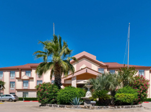 Quality Inn & Suites Buda