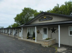 Lakeview Motel