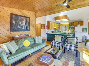Idyllwild Cabin w/ Deck & Tahquitz Peak Views
