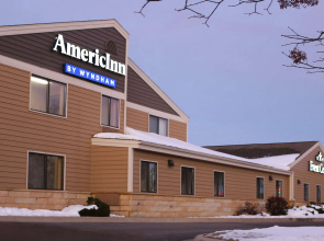 AmericInn by Wyndham Mankato Event Center