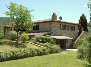 Scenic Farmhouse With Pool