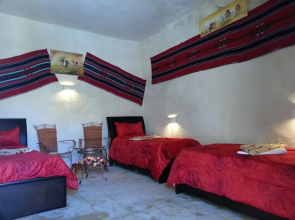 Dana Tower Hotel