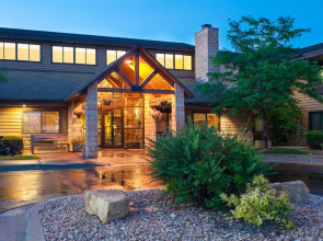 AmericInn Hotel & Suites Mankato — Conference Center