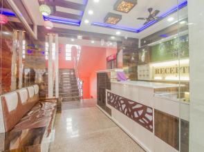 OYO 69895 Kalpana Residency Inn