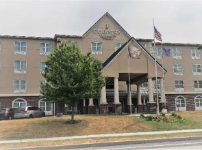 Country Inn & Suites Harrisburg@ Union Deposit Rd.