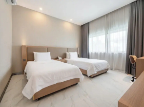 Argo Pattaya Resort and Villas