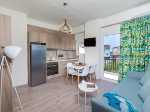 Anemi Blue apt, suitable up to 4, near the beach!