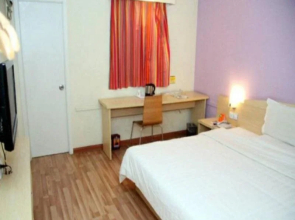 7Days Inn Yangzhou West Bus Station Libao Plaza