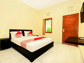 Uluwatu Cahya Guest House