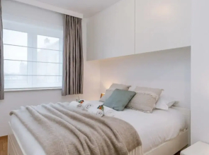 Superb Apartment With sea View and Private Parking