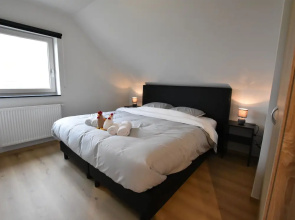 Serene Holiday Home in Diksmuide With Terrace and Garden