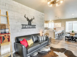 Spacious, Rustic Spearfish Home: Walk to Downtown!