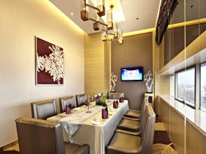 Guangzhou Pearl River International Hotel （Yijing Lu Metro Station）