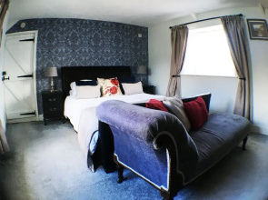 Hillside Bed & Breakfast